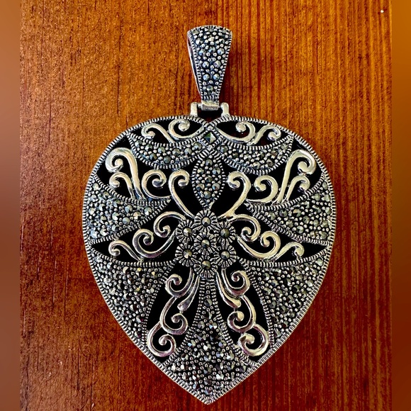 Jewelry - 925 Sterling Silver Vintage Real Marcasite Gemstone Heart Ornate Pendant